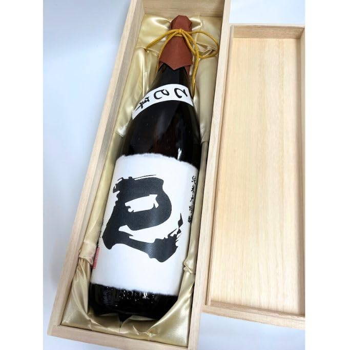 富山 皇国晴酒造 季節限定 幻の瀧 純米大吟醸 干支ラベル「午」木箱入1.8L Amazon.co.jp: 富山 皇国晴酒造 季節限定 幻の瀧 純米大吟醸 干支
